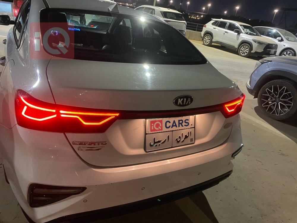 كيا سيراتو